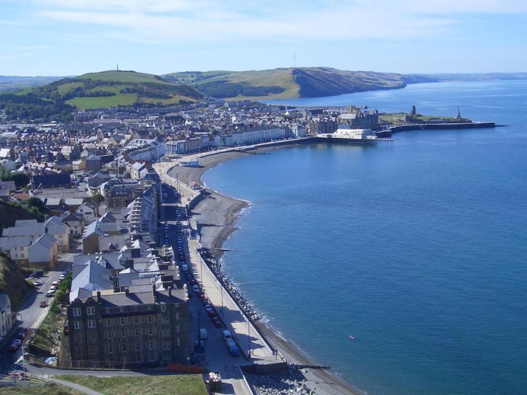 Harry'S Hotel & Restaurant Aberystwyth Ngoại thất bức ảnh