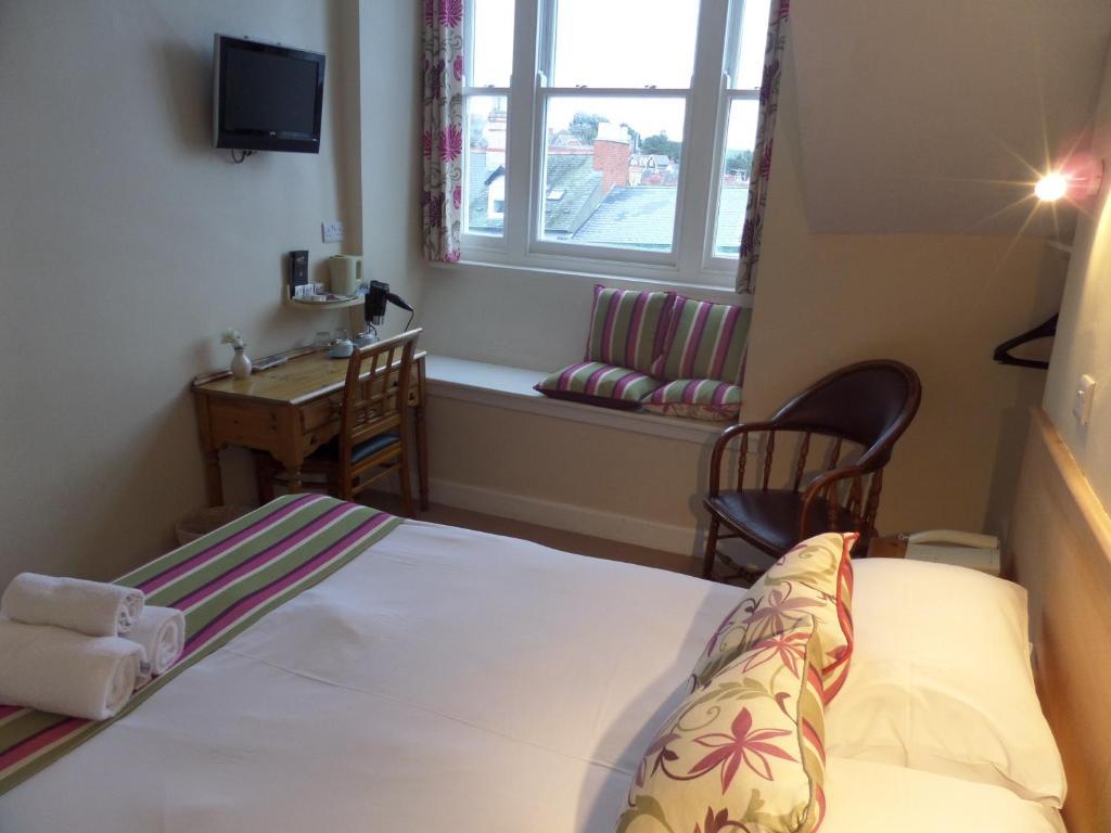 Harry'S Hotel & Restaurant Aberystwyth Ngoại thất bức ảnh